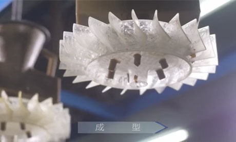 檢查模型的尺寸、外觀，組蠟樹